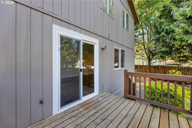 3612 NE 111th St, Vancouver, WA 98686 - deck featuring fence