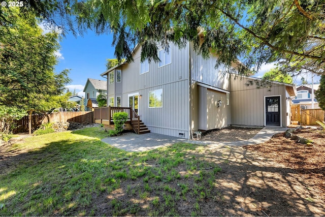 3612 NE 111th St, Vancouver, WA 98686 - back of property with a wooden deck and a patio