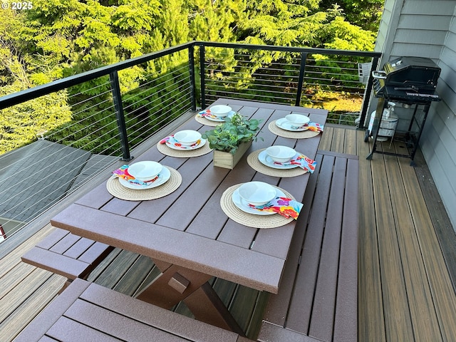 balcony featuring a grill