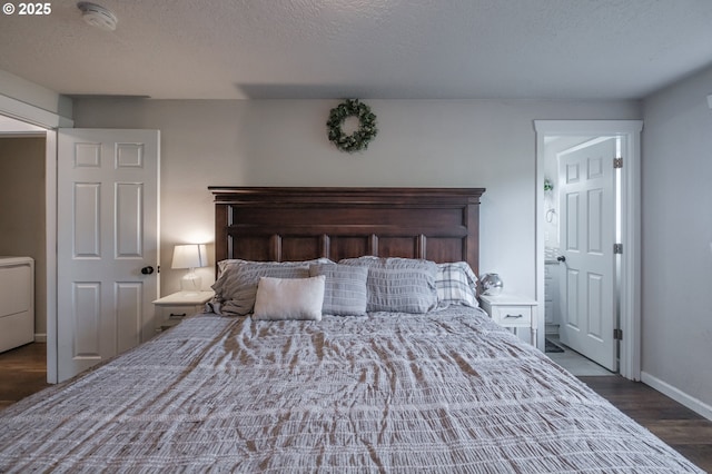 2261 Fulton Pl SE, Albany, OR 97322 - bedroom with wood finished floors, baseboards, and washer / clothes dryer