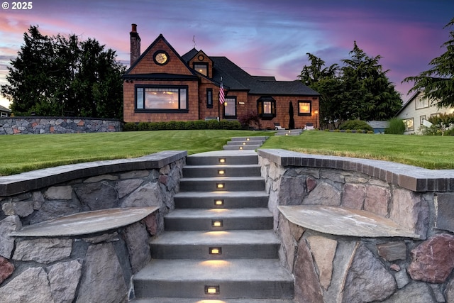 7506 SE Evergreen Hwy, Vancouver, WA 98664 - view of front of house with a chimney and a yard