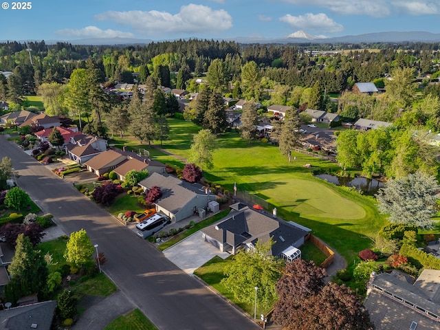 7215 NE Par Ln, Vancouver, WA 98662 - aerial view of residential area with a golf club and a water and mountain view