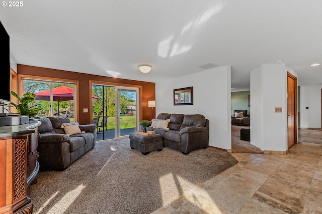 7215 NE Par Ln, Vancouver, WA 98662 - living room with baseboards