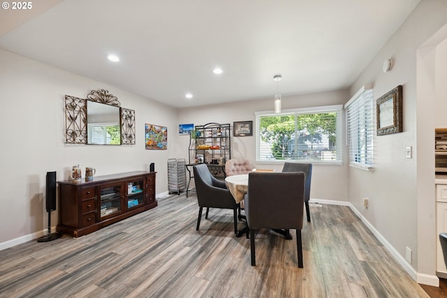 17622 NW Rolling Hill Ln, Beaverton, OR 97006 - dining space featuring wood finished floors, baseboards, and recessed lighting