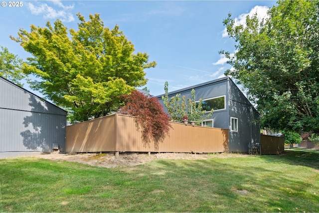 17622 NW Rolling Hill Ln, Beaverton, OR 97006 - view of green lawn