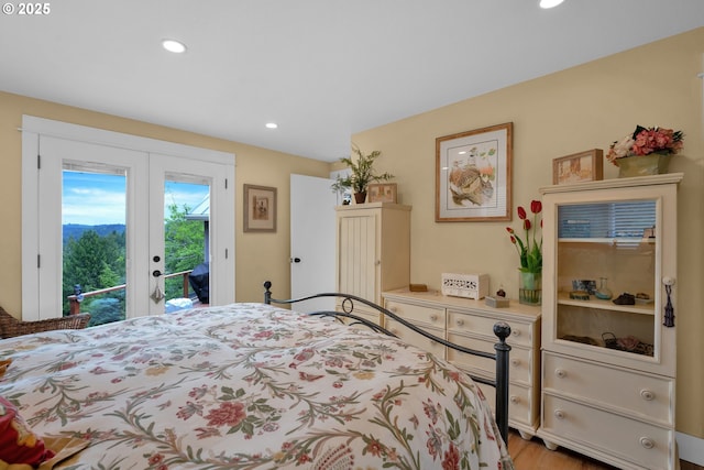 6027 View Loop, Florence, OR 97439 - bedroom featuring access to exterior, french doors, and recessed lighting