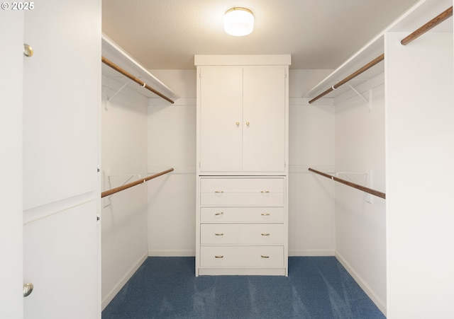 2160 Oakmont Way, Eugene, OR 97401 - walk in closet featuring dark carpet