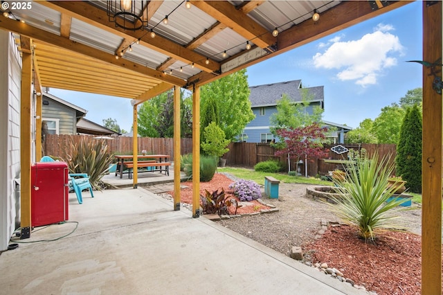 1146 SE Millright Ave, Mcminnville, OR 97128 - fenced backyard with a patio