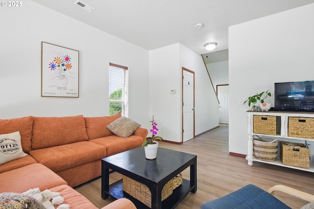 1146 SE Millright Ave, Mcminnville, OR 97128 - living area featuring wood finished floors and baseboards