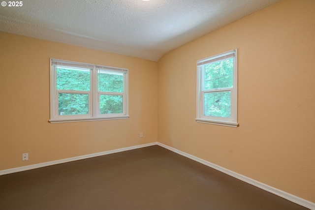 3211 E 17th St, Vancouver, WA 98661 - spare room with baseboards