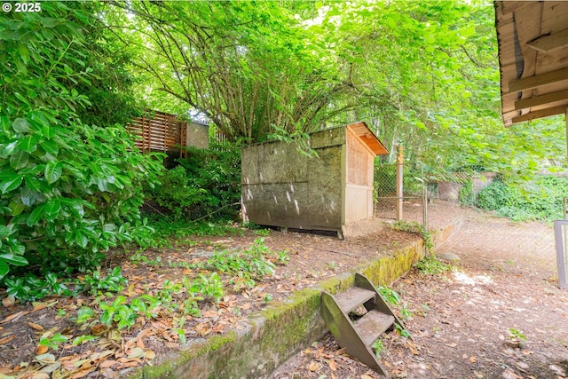 3211 E 17th St, Vancouver, WA 98661 - view of yard featuring a shed