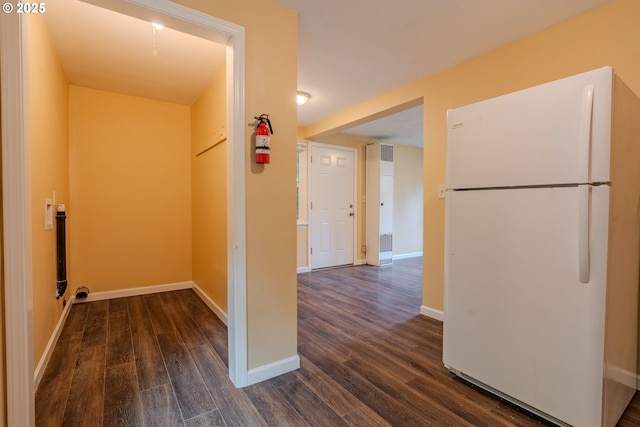 3211 E 17th St, Vancouver, WA 98661 - laundry room featuring dark wood-style floors