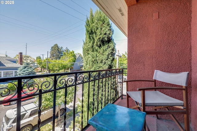 1534 NE 26th Ave Unit 8, Portland, OR 97232 - view of balcony
