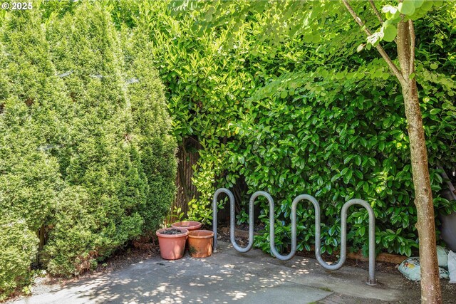 1534 NE 26th Ave Unit 8, Portland, OR 97232 - view of gate