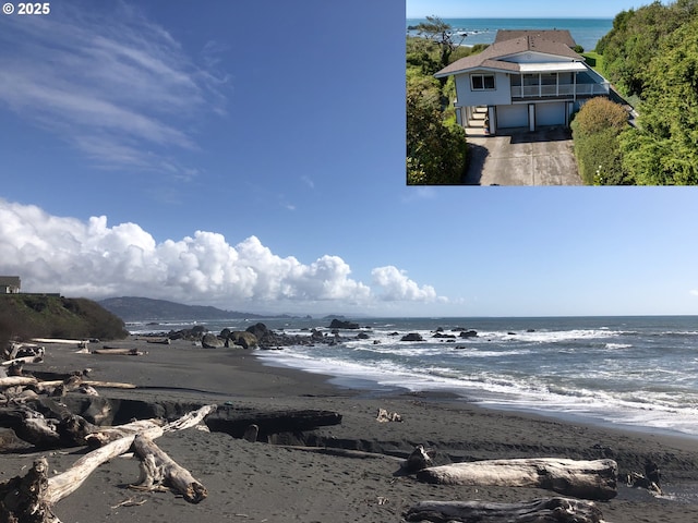 15436 Oceanview Dr, Brookings, OR 97415 - exterior space featuring a water view and a beach view