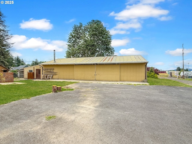 55 Irving St, Cathlamet, WA 98612 - view of garage