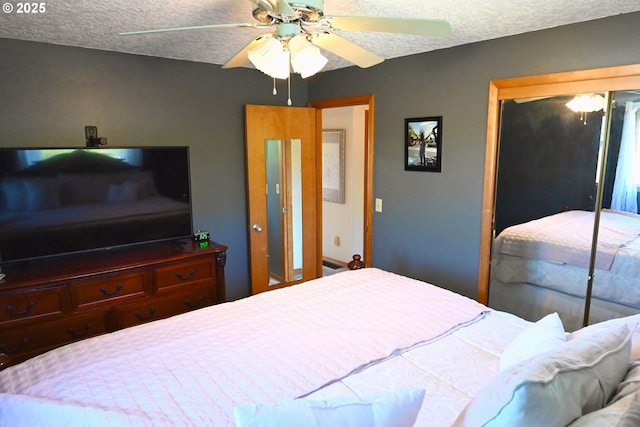7811 NE 78th St, Vancouver, WA 98662 - bedroom with a ceiling fan, a textured ceiling, and a closet