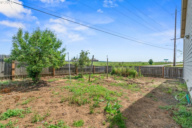 301 Chinook St, Molalla, OR 97038 - view of fenced backyard