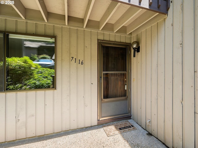 7116 SW Murray Blvd, Beaverton, OR 97008 - view of property entrance