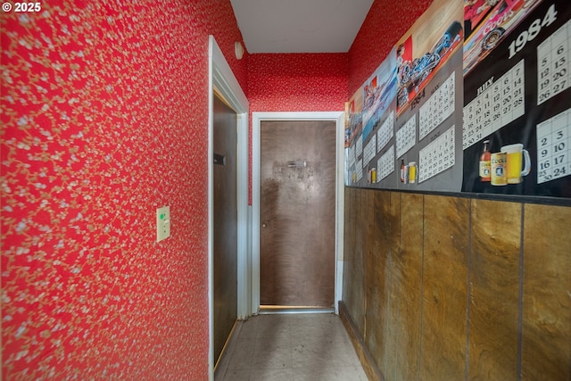 115 8th St, Winchester Bay, OR 97467 - corridor featuring wallpapered walls