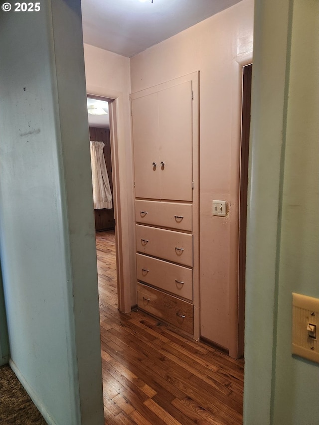 28213 Hunter Creek Hts, Gold Beach, OR 97444 - corridor featuring dark wood-style floors