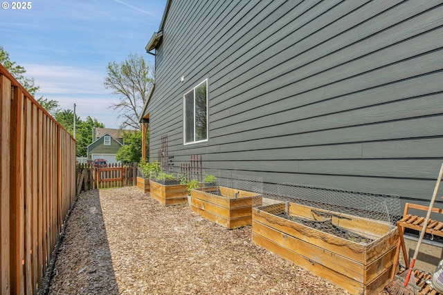 2805 Knox Ridge Ter, Forest Grove, OR 97116 - view of side of property with a garden
