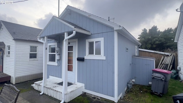 view of outbuilding