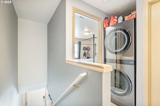 4000 NE 109th Ave Unit 169, Vancouver, WA 98682 - washroom featuring stacked washer / drying machine