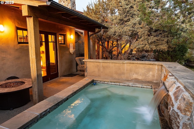 23021 Brushline Ct, Bend, OR 97701 - view of swimming pool featuring a swimming pool and a hot tub