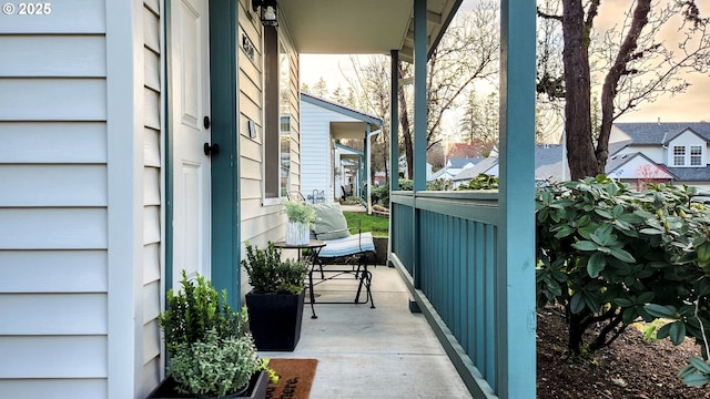 15340 SW Lexington Ln, Beaverton, OR 97007 - view of covered porch