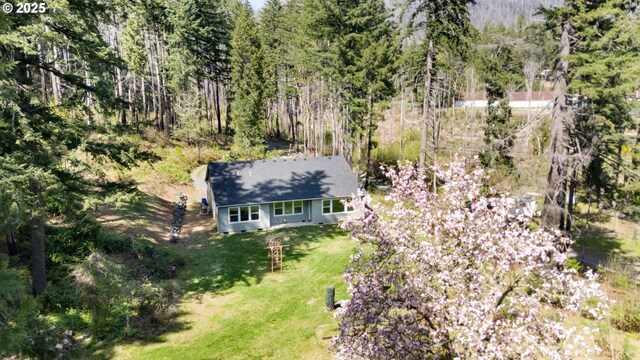 51013 Mckenzie Hwy, Vida, OR 97488 - aerial view of property and surrounding area featuring a forest