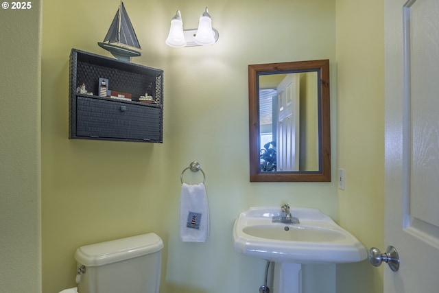 962 SW Waziyata Ave, Waldport, OR 97394 - half bathroom with toilet