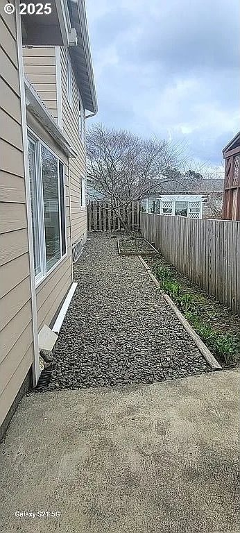 2525 Pine St, Seaside, OR 97138 - view of fenced backyard