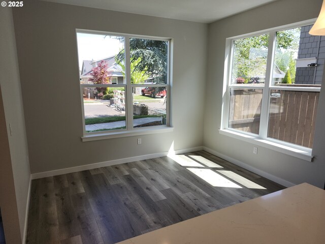 2911 Olympic St Unit 25, Woodburn, OR 97071 - view of patio with fence