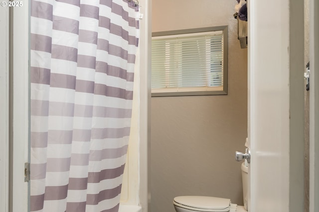 90431 Lewis Rd, Warrenton, OR 97146 - bathroom featuring toilet