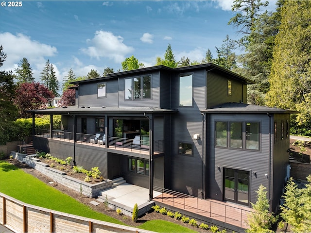 14410 Uplands Dr, Lake Oswego, OR 97034 - back of property featuring a patio