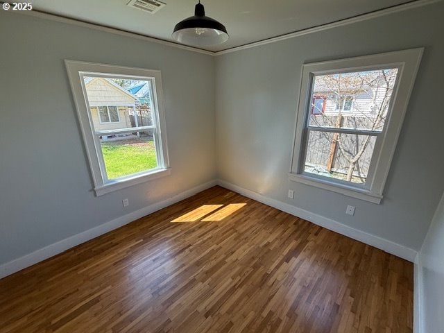 351 Juniper St, Junction City, OR 97448 - walk in closet with lofted ceiling and carpet flooring