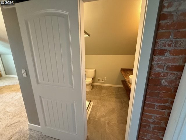 351 Juniper St, Junction City, OR 97448 - bathroom with toilet and baseboards
