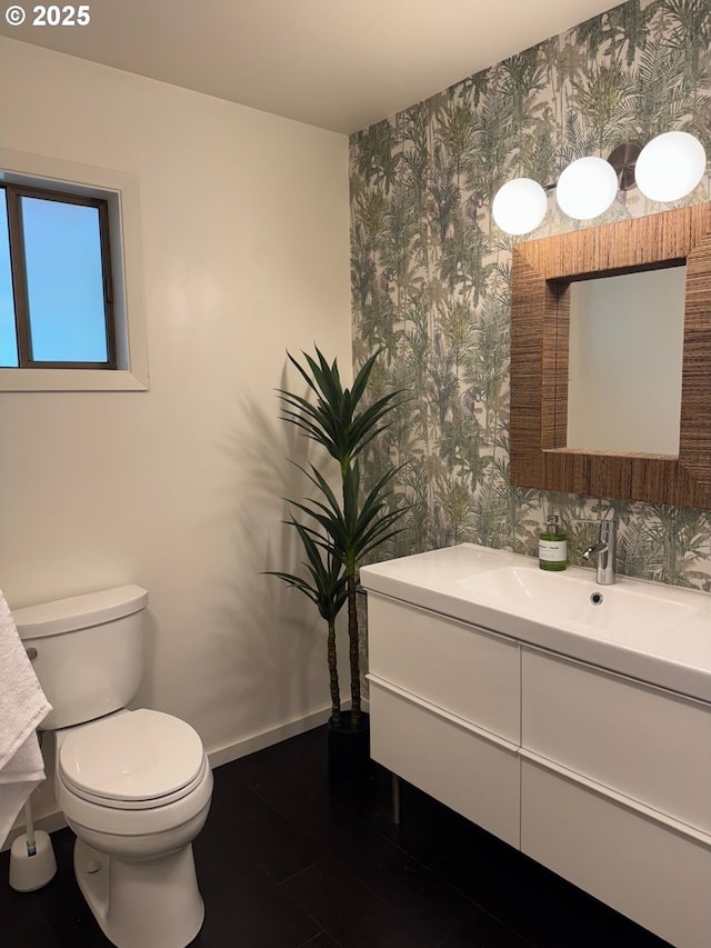 6945 SW 7th Ave, Portland, OR 97219 - bathroom featuring wallpapered walls and vanity