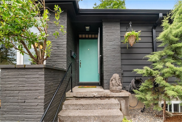 6945 SW 7th Ave, Portland, OR 97219 - property entrance