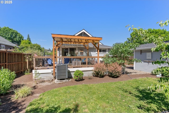 4604 SE 30th Ave, Portland, OR 97202 - back of property featuring a deck and a pergola