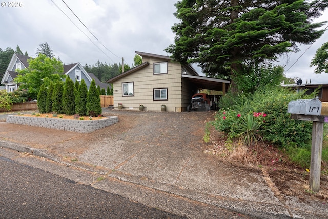 1727 E Washington Ave, Cottage Grove, OR 97424 - bungalow-style house with driveway and a carport