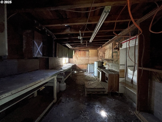 91456 State Rd, Coquille, OR 97423 - below grade area with a workshop area and water heater