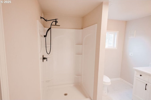 2797 Tulip St, Eugene, OR 97408 - full bath with a shower, vanity, toilet, and baseboards