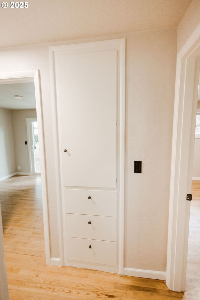 2797 Tulip St, Eugene, OR 97408 - view of closet