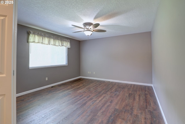 640 Sherman Dr, The Dalles, OR 97058 - empty room with ceiling fan, a textured ceiling, wood finished floors, and baseboards