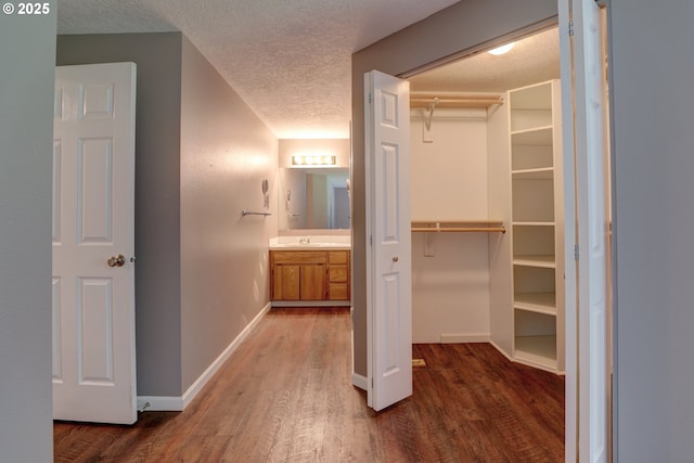 640 Sherman Dr, The Dalles, OR 97058 - closet with a sink