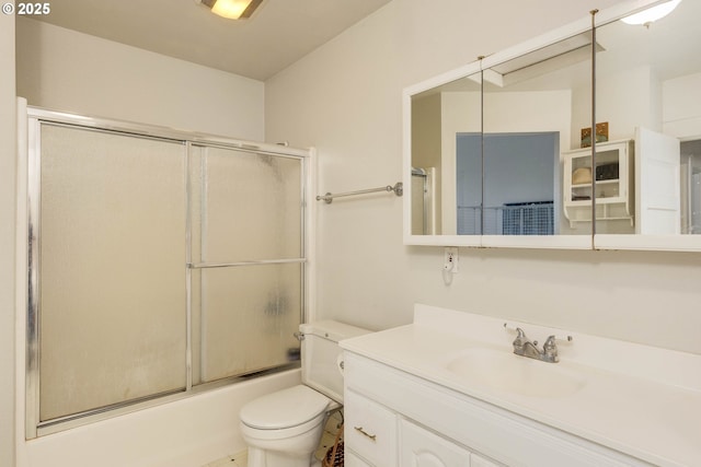 5704 Keene Rd NE, Gervais, OR 97026 - full bath featuring vanity, toilet, and bath / shower combo with glass door