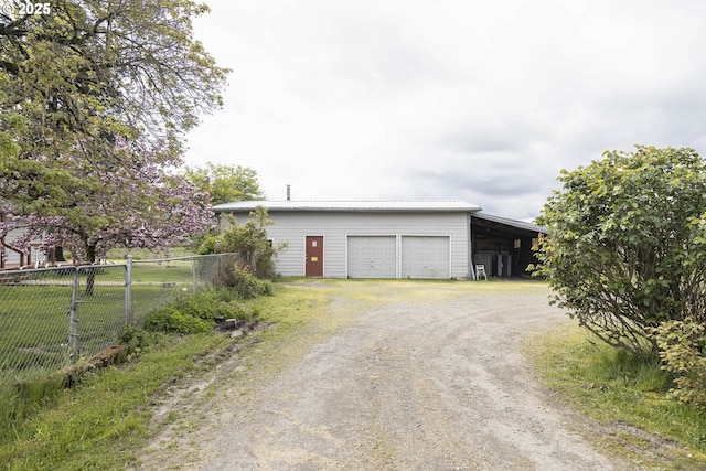 5704 Keene Rd NE, Gervais, OR 97026 - garage with driveway