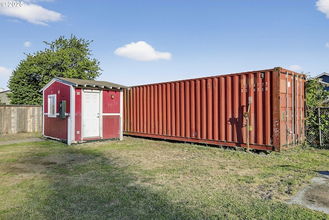1570 Blaine St, Woodburn, OR 97071 - view of shed